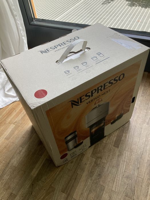Aparat de cafea Nespresso Vertuo Next