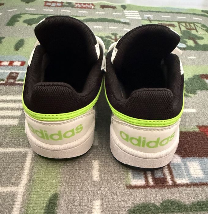 Маратонки Adidas 33-33-1/2н
