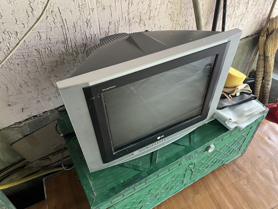 Рабочий телевизор LG