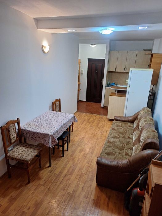 Apartament 2 camere de inchiriat