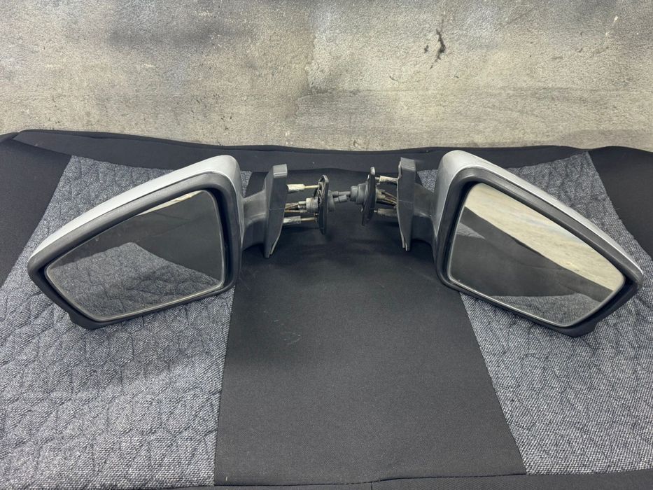 Продам боковые зеркала Ваз гранта