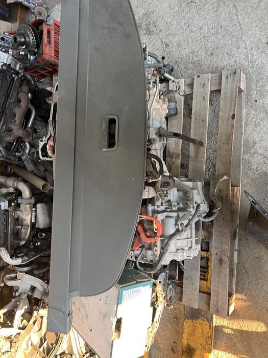 Щора завеса за багажник сива за Audi A6 4f C6 преграда