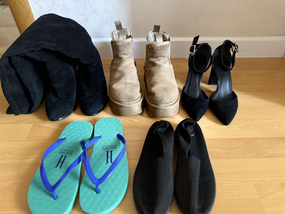 Отдам даром женская обувь