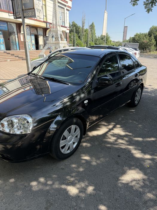 Lacetti 1.8 M/T 2012