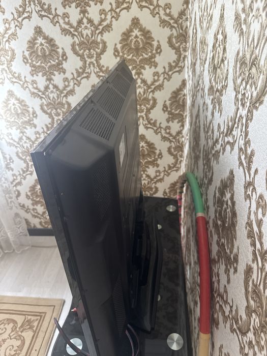 Продам телевизор