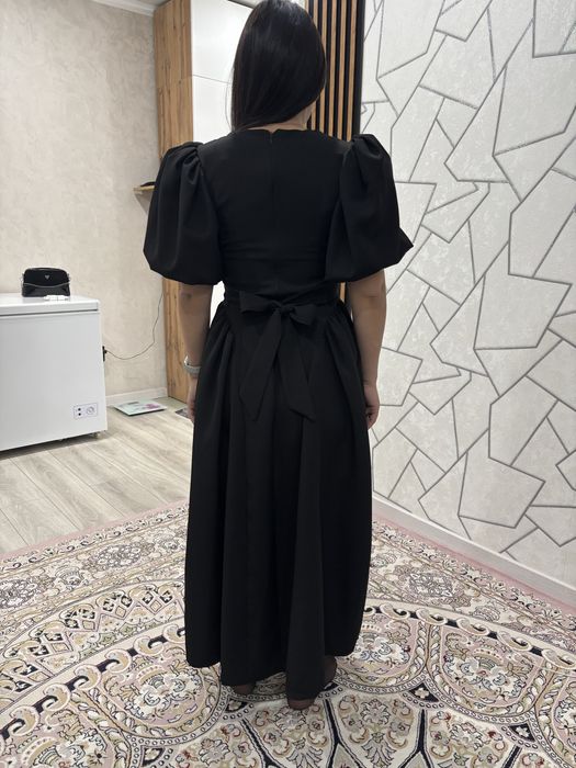 Продам черные платье