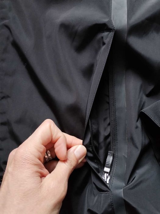 hugo boss -  мъжко яке КАТО НОВО L