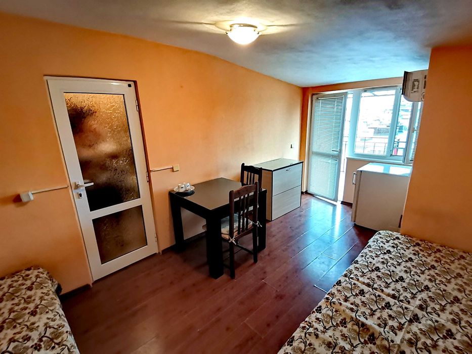 Дава се под наем Едностаен апартамент в Бургас, Възраждане - 30 кв.м за 89.25 € - Снимка #1