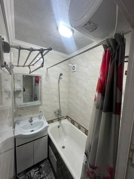 Ijaraga kvartira beriladi Sagdiyana  machit olda 2 xona 4  et