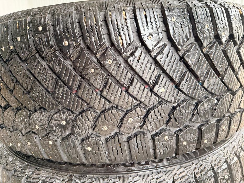 Продам покрышки 235/55/R18