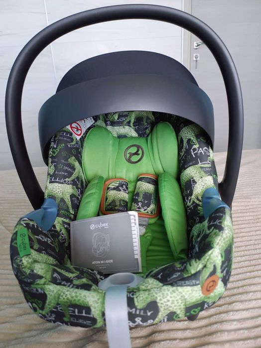 Cybex Aton M i-size