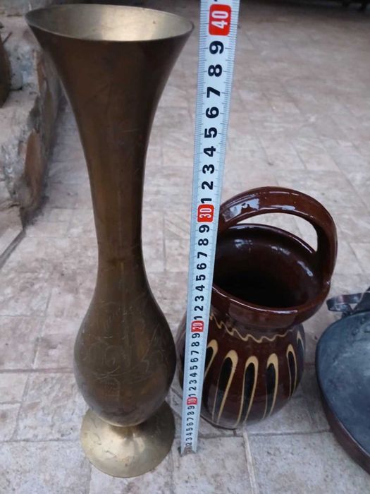 Стар меден тиган и месингова ваза