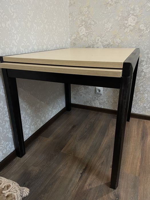 Продам стол для кухни