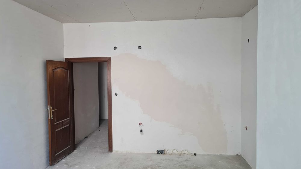 Продава се Тристаен апартамент в Асеновград - 122 кв.м за 820 €/кв.м - Снимка #11