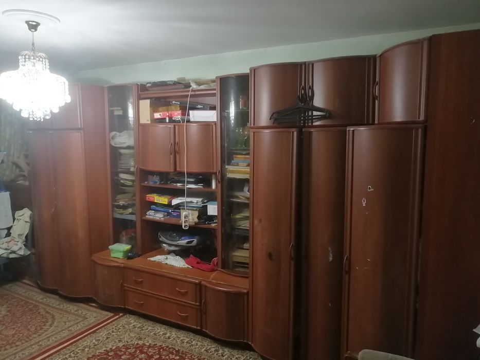Стенка мебель(Прльша) отдам даром,самовывоз
