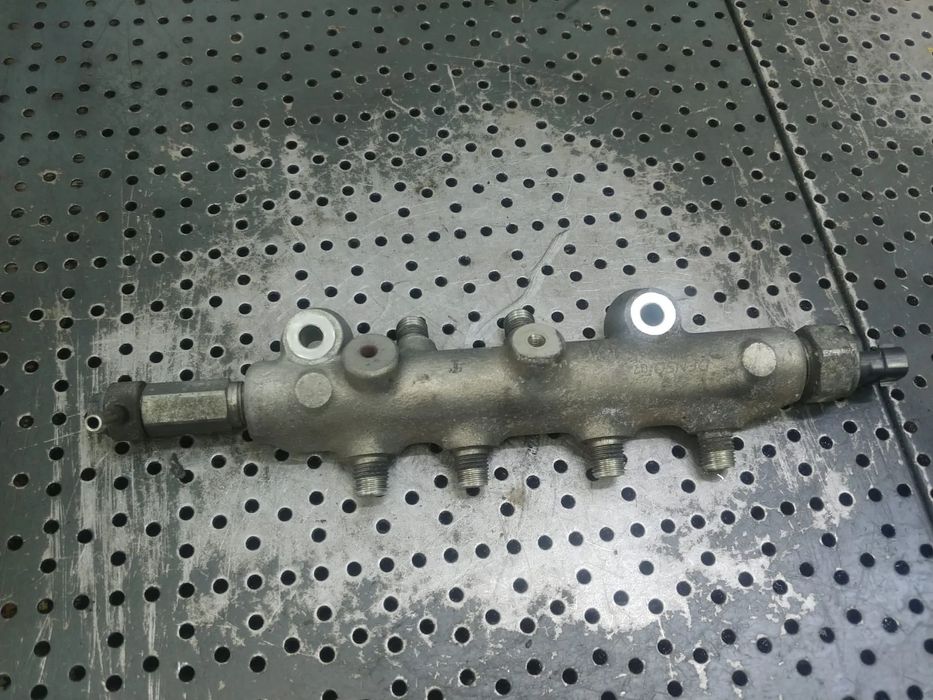 rampa injectoare  2.0 di rf7j mazda 5 mazda 3 mazda 6