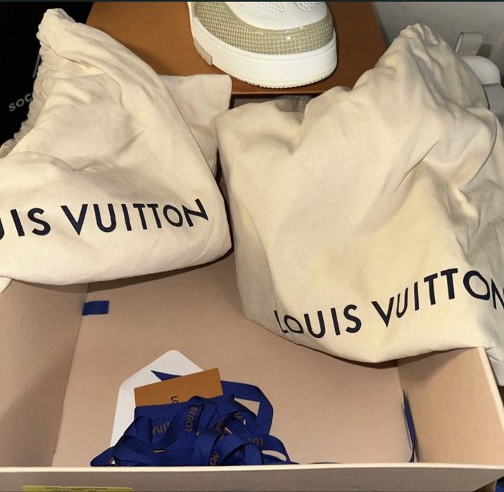 LV skate marimea 42