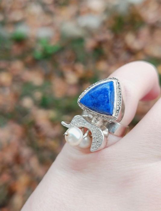 Vechi inel masiv din argint de 925,cu lapis lazuli si doua perle