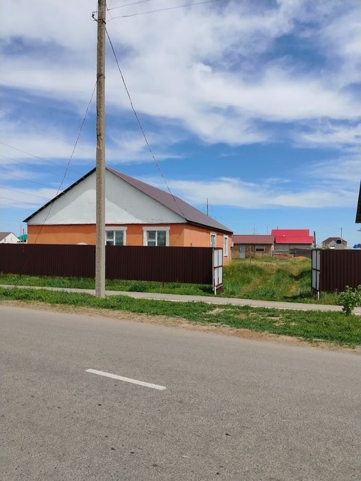 Продаётся дом  .