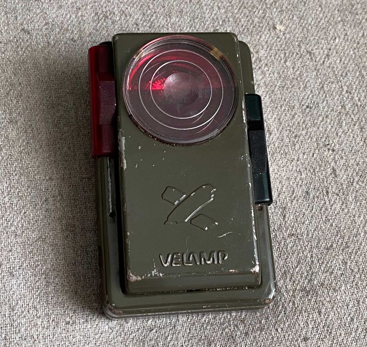 Lanterna semnalizare militara VELAMP lumină roșie verde Italia veche