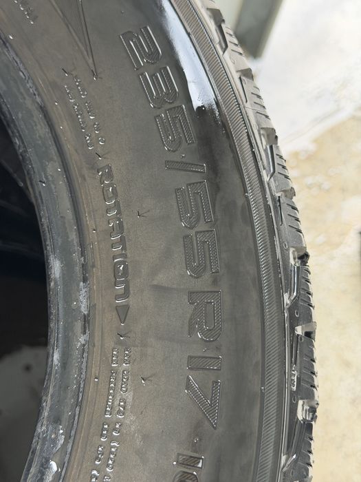 235/55/17 комплект шины Nokian