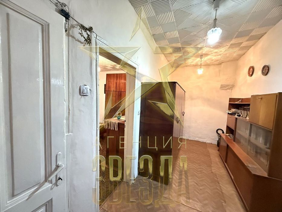 Продава се Къща в Пловдив, Център - 92 кв.м за 2120 €/кв.м - Снимка #3