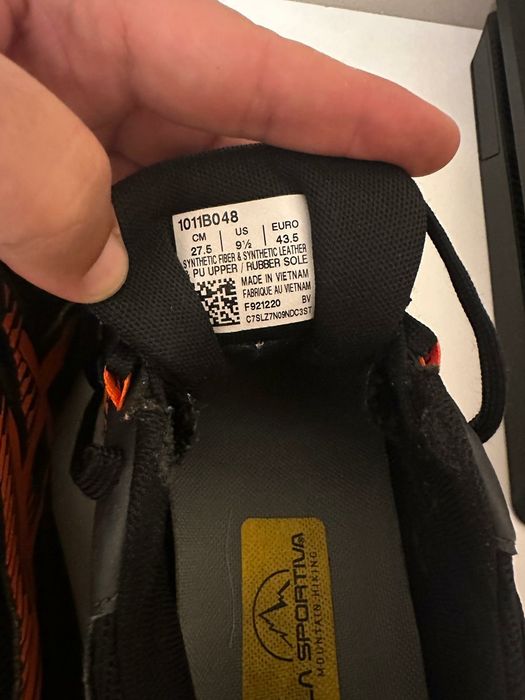 Adidasi Asics Gel Sonoma 6- La Sportiva