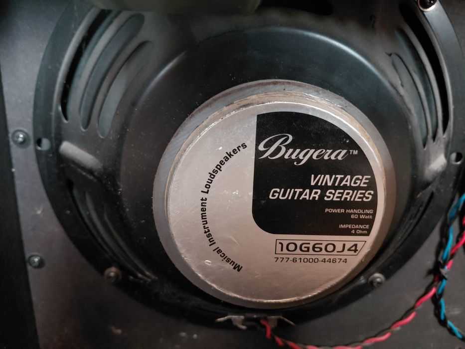 Amplificator Chitara Electrica Behringer GMX210 120W