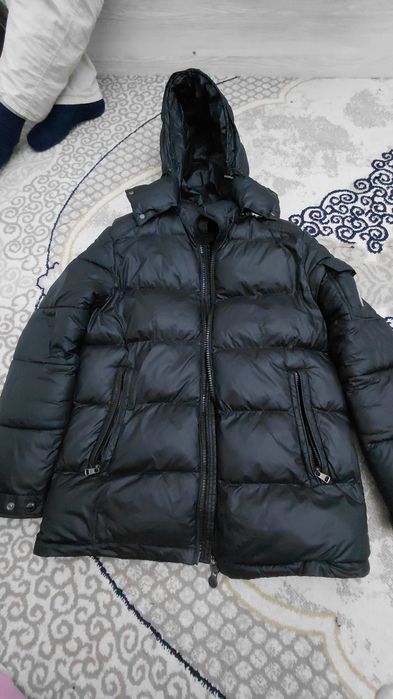 Куртка , пуховик на зиму