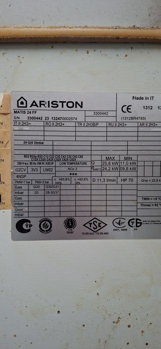 Ariston matis 24FF