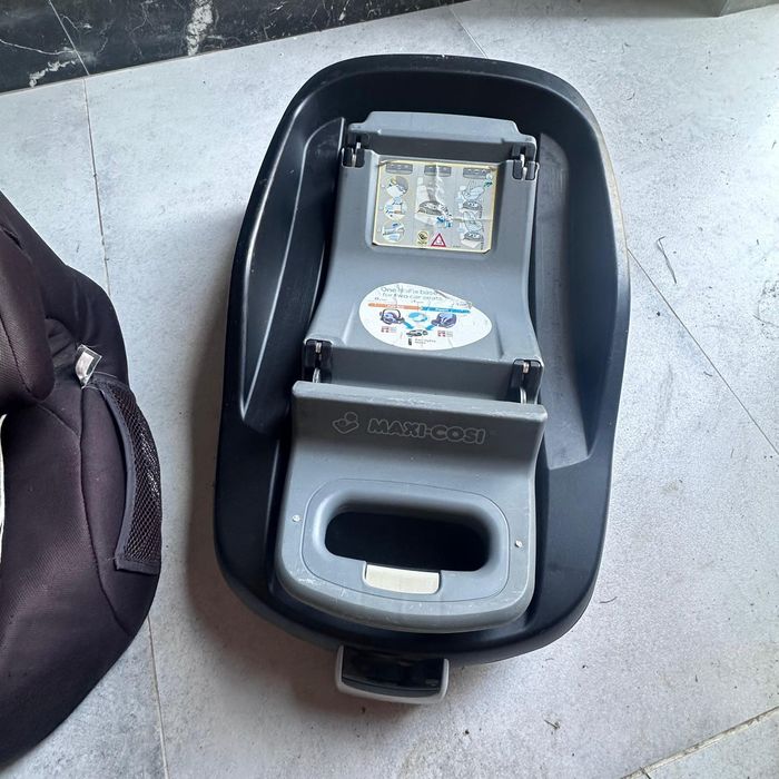 Scaun de copii Maxi Cosi cu isofix