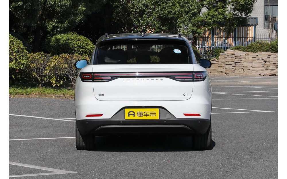 25% тулов билан Leapmotor C11 нақд, автокредит,TRADE INга сотилади