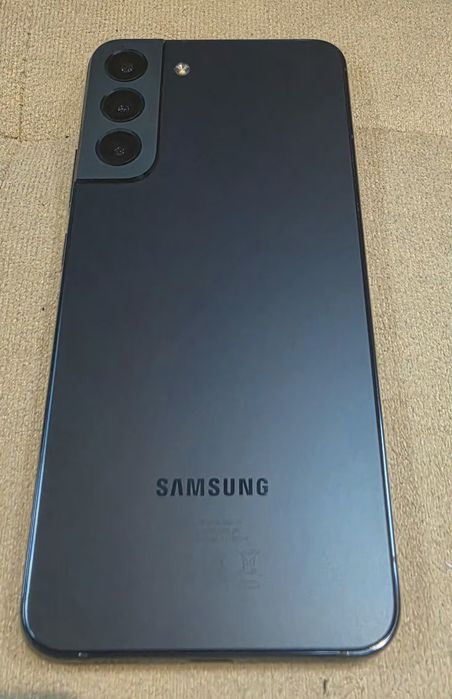 Samsung S22+ 256 GB / 8GB RAM