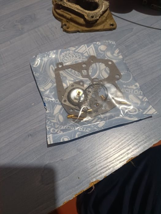 Продам рабочий карбюратор pierburg