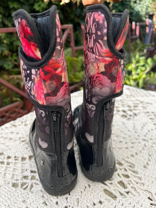 Брендовые сапоги на девочку 32,33,35р