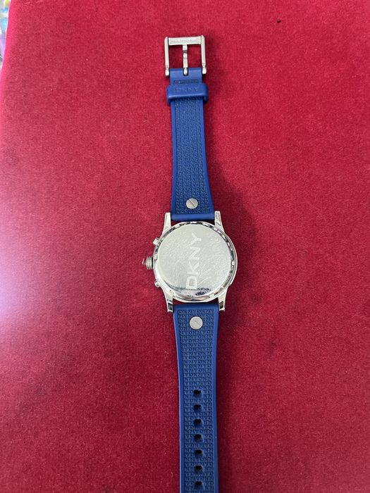 DKNY(original)Swiss made