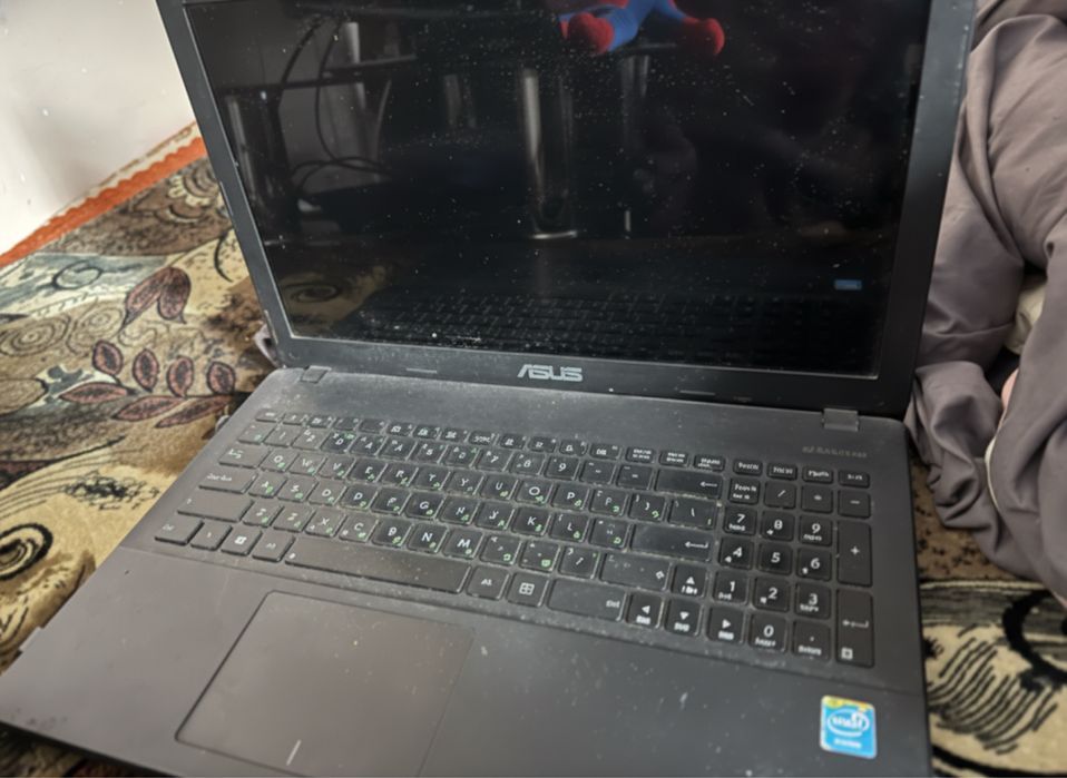 Ноутбук asus продам