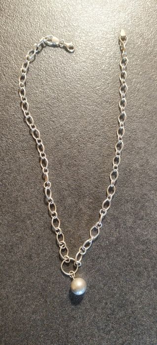Сребърно колие  100€