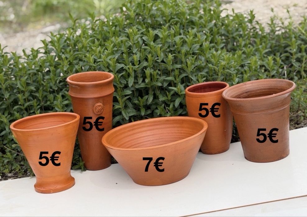 РАЗПРОДАЖБА - Глинени (керамични) изделия - саксии, вази, кашпи, гърнета, делви