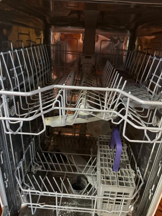 Продам посудамоечную машину