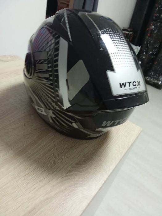 Шлем для скутера в хорошем состоянии