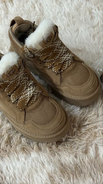 Кроссовки UGG новые