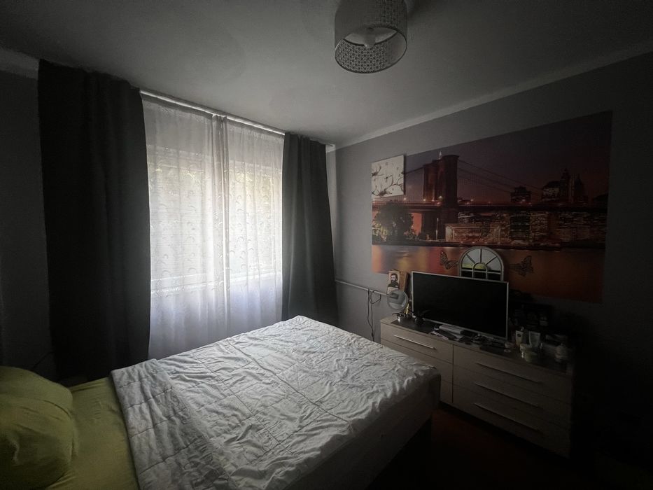 Apartament 3 camere etajul 1 zon Vlaicu