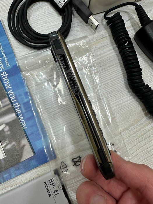 Nokia E71, оригинал в отличном состоянии