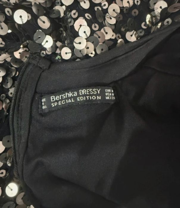 Rochie paiete Bershka
