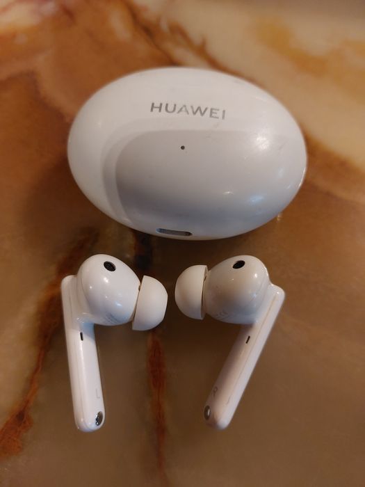 Casti bluetooth Huawei
