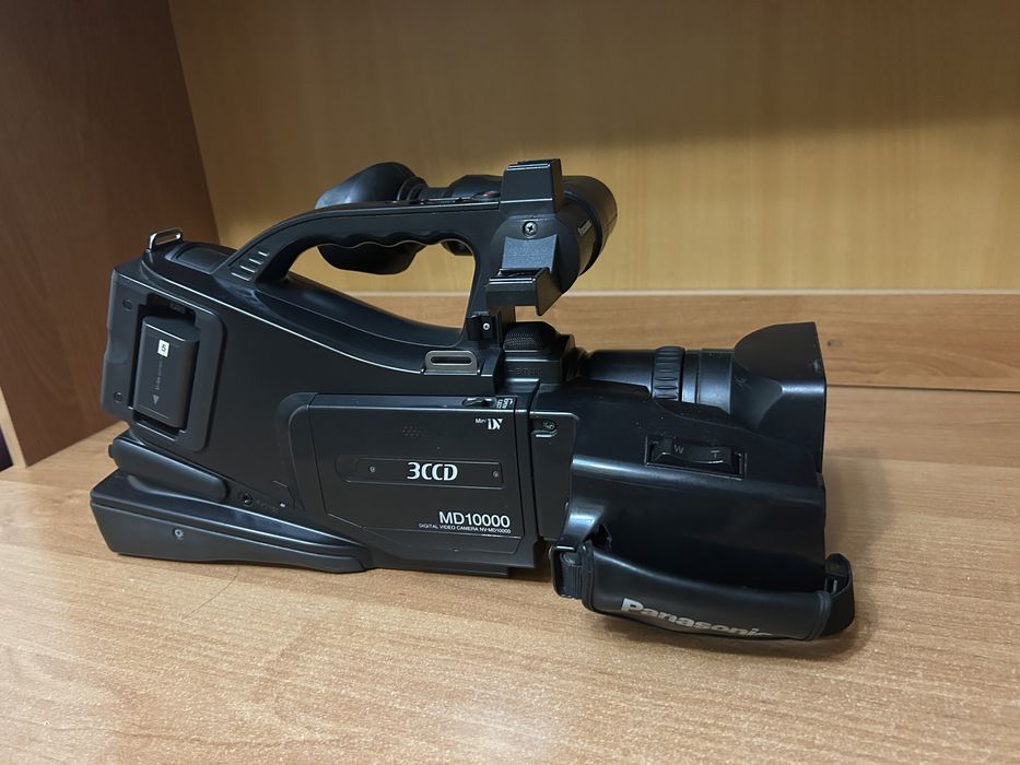 Видеокамера Panasonic MV-MD 10000