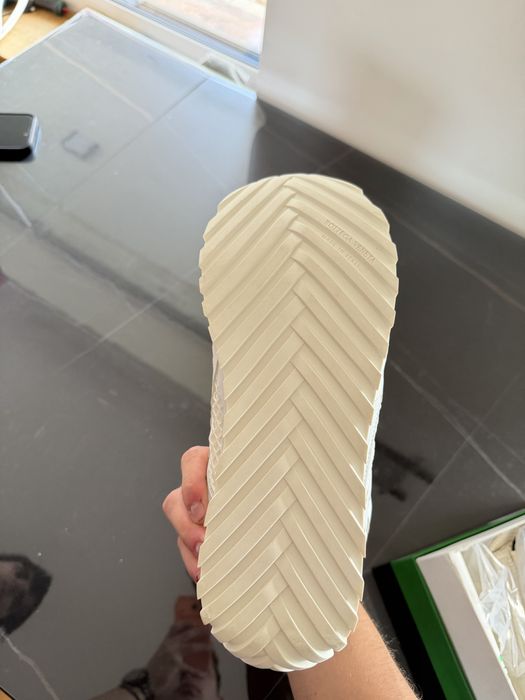 Bottega Veneta White 45