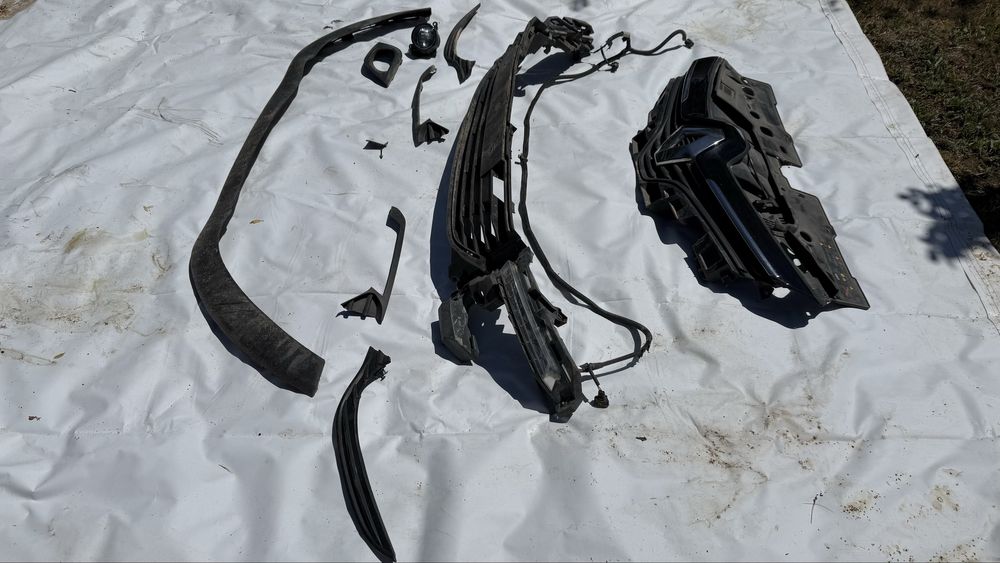 Решетка , Решетки за Предна Броня / Clio 4 / Клио 4 / 2015-2019г.