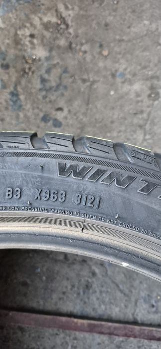 4 anvelope iarna RFT Pirelli,fata 245/40/19,spate 275/35/19.Pret/buc.